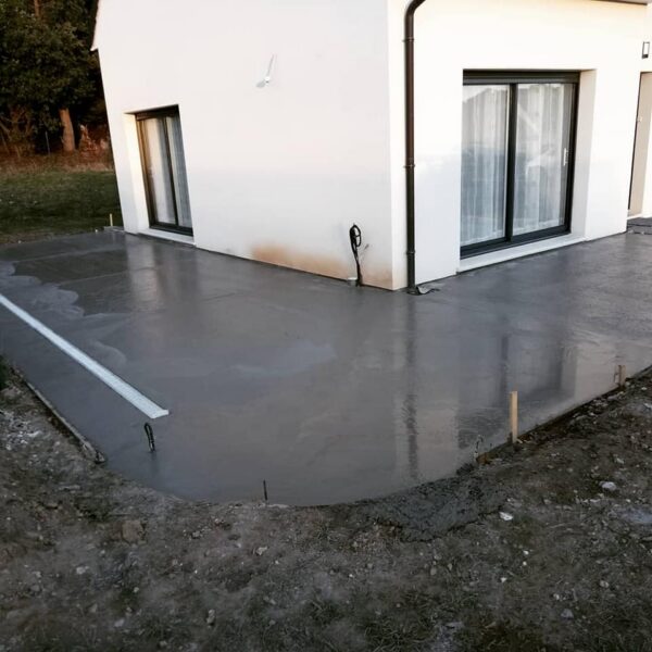 Réalisation d’une terrasse en béton sur mesure
